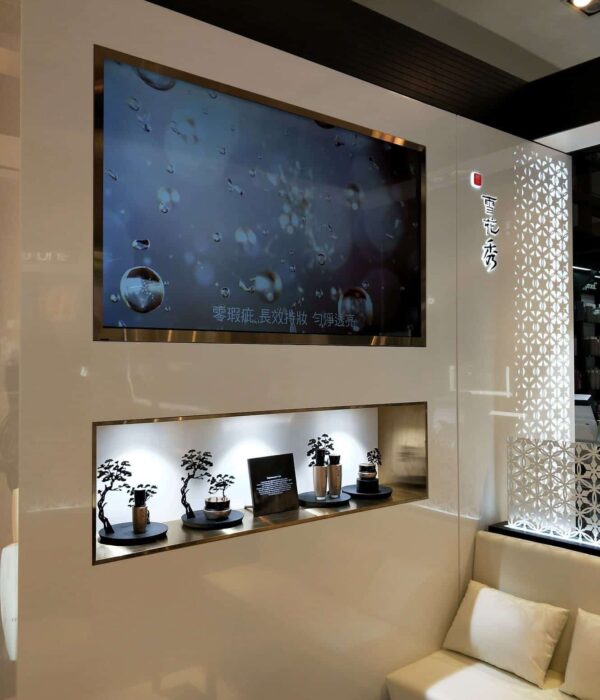 36587358_260233874528484_4794957804865585152_n