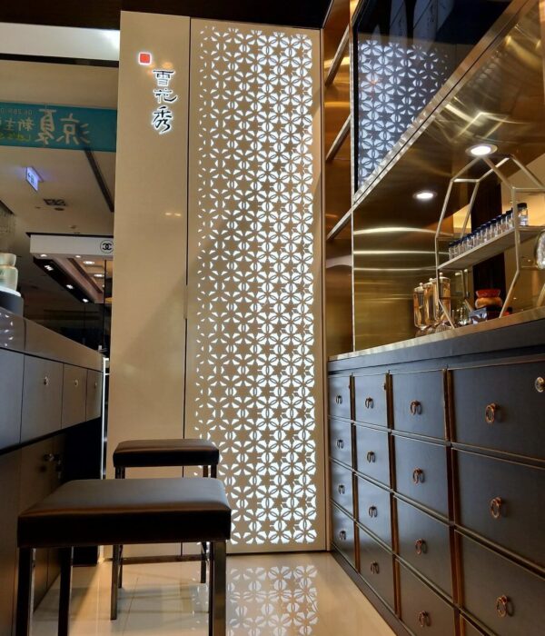 36599939_260233907861814_7942959423113134080_n