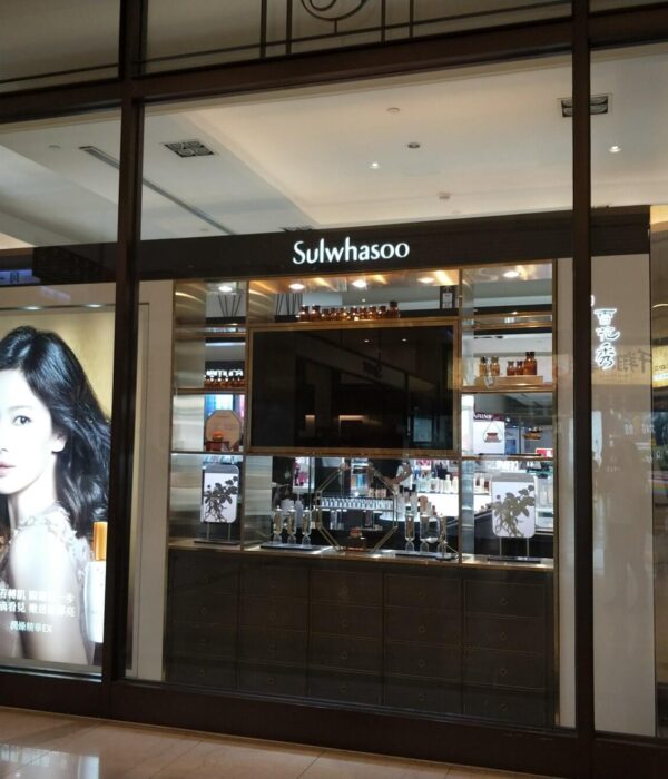 36637545_260233621195176_8547715802214694912_n